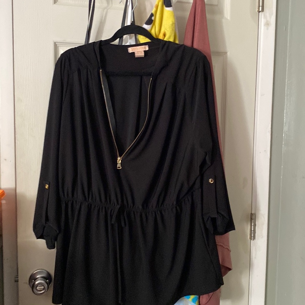 Black and gold top